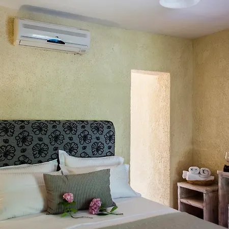 Kalypso Kókkinon Nerón